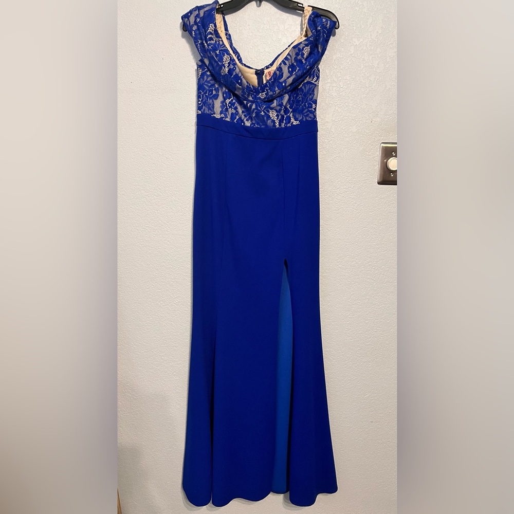 Beautiful off shoulder Maniju Evening Gown